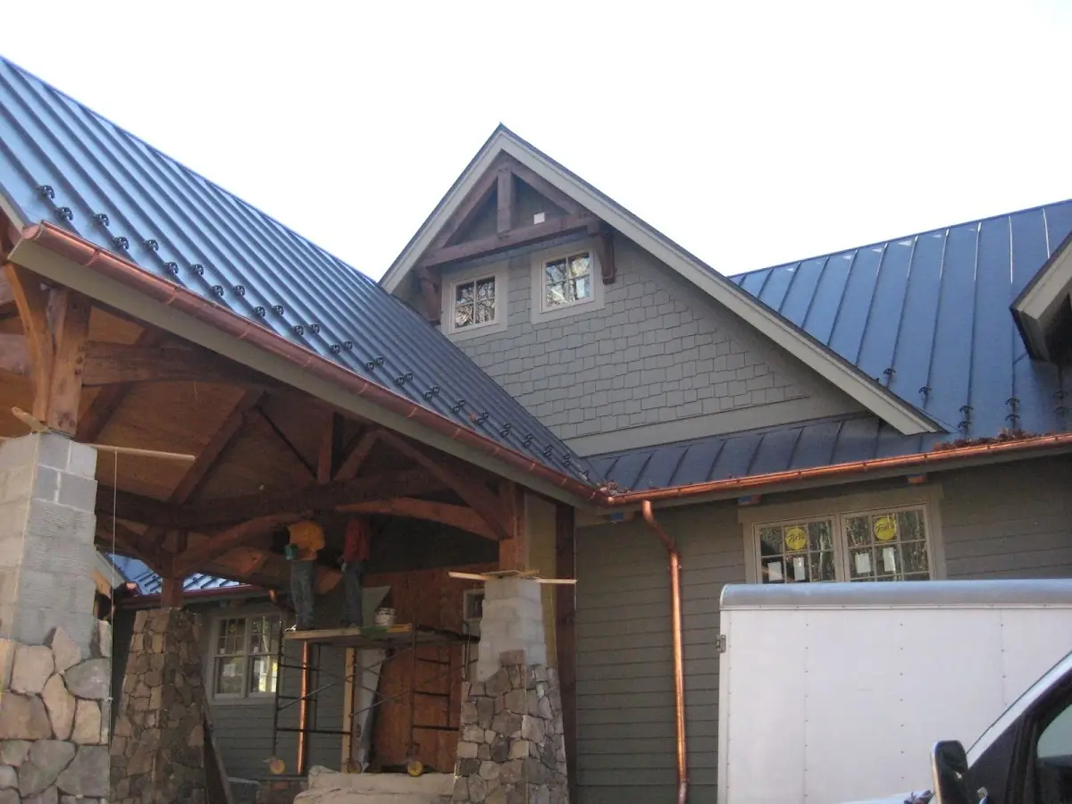 Craftsman Roofing team delivering quality roofing work in Lincolnville